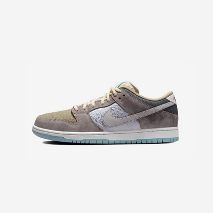 Nike - Dunk Low SB Big Money Savings